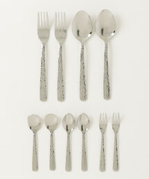 FUNALIVE（ファンアライブ）の「燕匠一　鎚目カトラリー10点セット（2人用）槌目（カトラリー）」