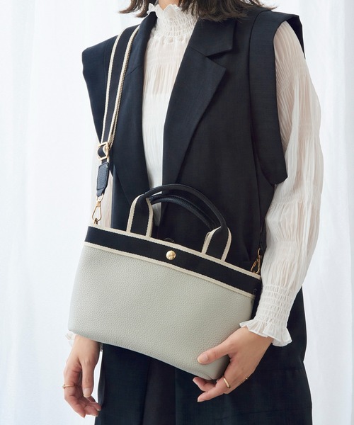 MAISON BREEZE（メゾンブリーズ）の「【MAISON BREEZE】ポーチ付き 2wayテープショルダーバッグ ハンドバッグ SNBD（ショルダーバッグ・レディース・ベージュ/ブラック/グレー・FREE）」の3枚目の写真