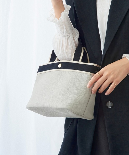 MAISON BREEZE（メゾンブリーズ）の「【MAISON BREEZE】ポーチ付き 2wayテープショルダーバッグ ハンドバッグ SNBD（ショルダーバッグ・レディース・ベージュ/ブラック/グレー・FREE）」の13枚目の写真