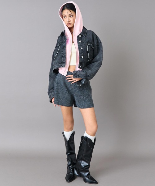 ANAP（アナップ）の「ハートフリンジ パッチポケット クロップド デニム ジャケット（デニムジャケット・レディース・ブラック/ブルー・F）」の6枚目の写真