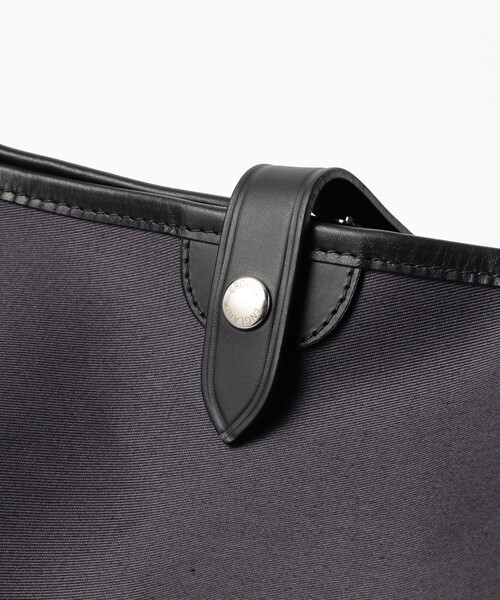 CROOTS(クルーツ)の「【別注】CROOTS / BUCKET ショルダーバッグ(トートバッグ・メンズ・チャコールグレー/ワイン・ONE SIZE)」の10枚目の写真