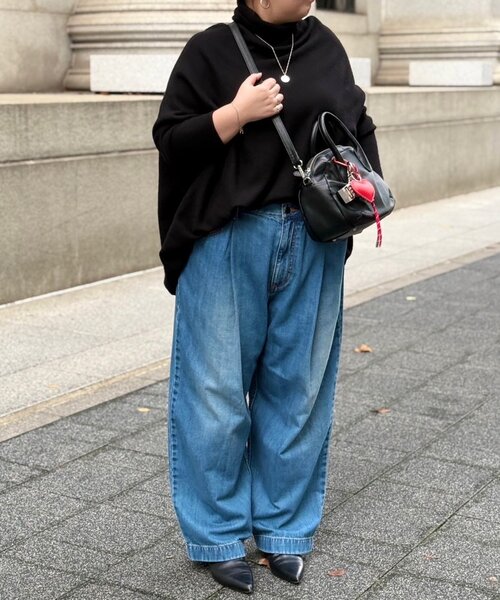 BEARDSLEY(ビアズリー)の「フルカワコラボ ルーズタックデニム(デニムパンツ・レディース・インディゴブルー・2/1)」の2枚目の写真