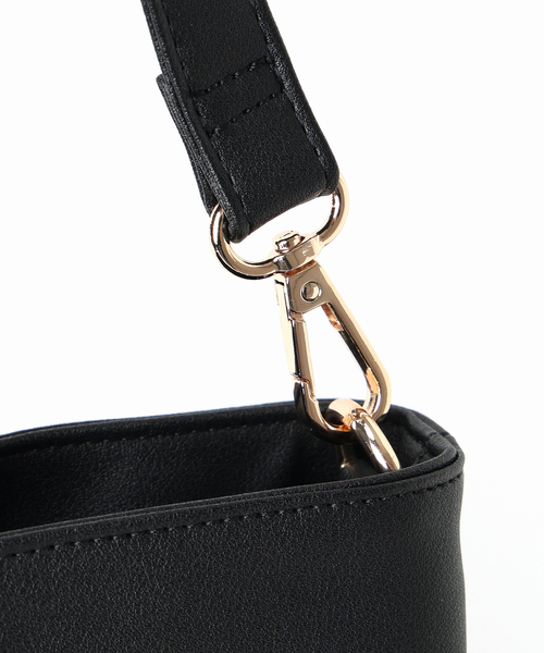 LE TALON（ルタロン）の「LE TALON belt tote bag（ショルダーバッグ・レディース・ウッド/ブラック・FREE）」の16枚目の写真