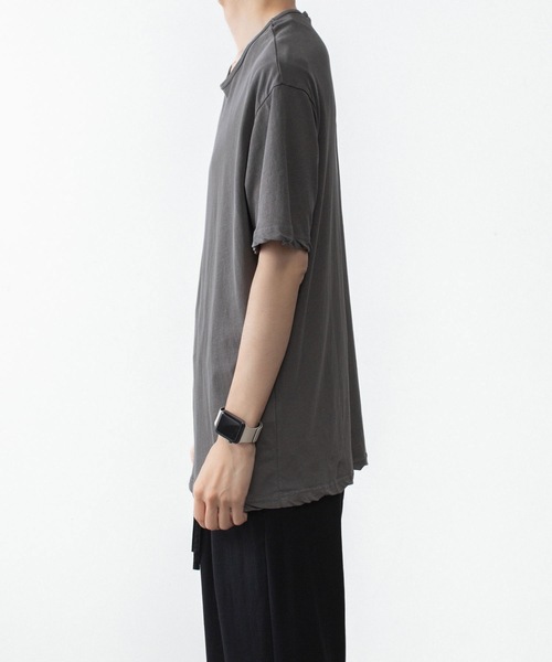 ATTACHMENT(アタッチメント)の「100/3 ハイツイスト ジャージー スリムフィット S/S TEE / 100/3 HIGH TWIST JERSEY SLIM FIT S/S TEE(Tシャツ/カットソー・メンズ・グレー/ホワイト/ライトオレンジ系/ブラック・1/3/2/4)」の10枚目の写真