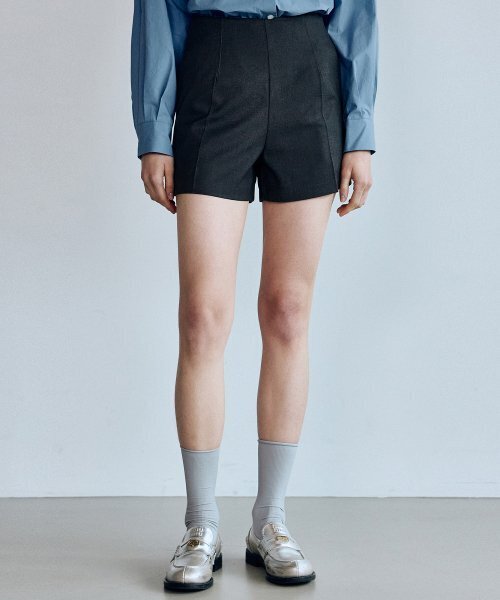 NICK&NICOLE(ニックアンドニコール)の「MICRO HALF PANTS_GRAY(その他パンツ・レディース・その他・SMALL/MEDIUM/LARGE)」の2枚目の写真