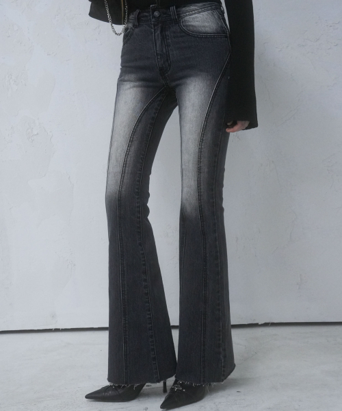 AVANDRESS（アバンドレス ）の「Thin Bootscut Pants VINTAGE BLUE（デニムパンツ・レディース・エメラルドブルー・SMALL/MEDIUM/LARGE/X-LARGE）」の3枚目の写真