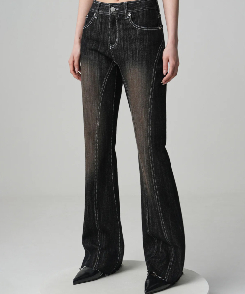 AVANDRESS（アバンドレス ）の「Thin Bootscut Pants VINTAGE BLUE（デニムパンツ・レディース・エメラルドブルー・SMALL/MEDIUM/LARGE/X-LARGE）」の4枚目の写真