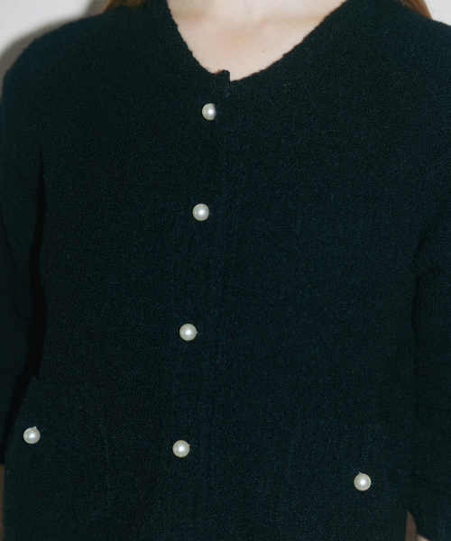 TTUDEMENT(トュードメント)の「CLASSIC BUTTON CARDIGAN BLACK(カーディガン/ボレロ・レディース・その他・FREE)」の4枚目の写真