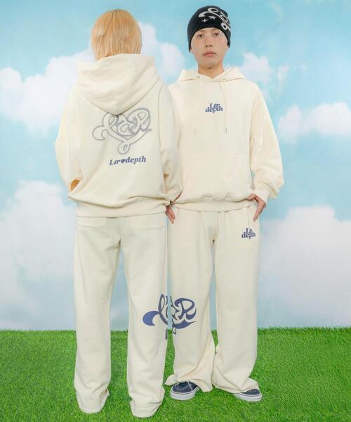 LTR DEPTH(レイターデプス)の「LTR DEPTH/ハートモチーフプルパーカー(パーカー・メンズ・アイボリー/ネイビー・MEDIUM/LARGE)」の4枚目の写真