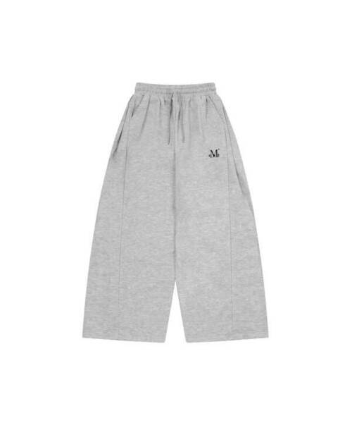 MUCENT（ムセント）の「セリアサイドピンタックバックポケットワイドスウェットパンツ（2カラー）（スウェットパンツ・レディース・ブラック/グレー・FREE）」の2枚目の写真