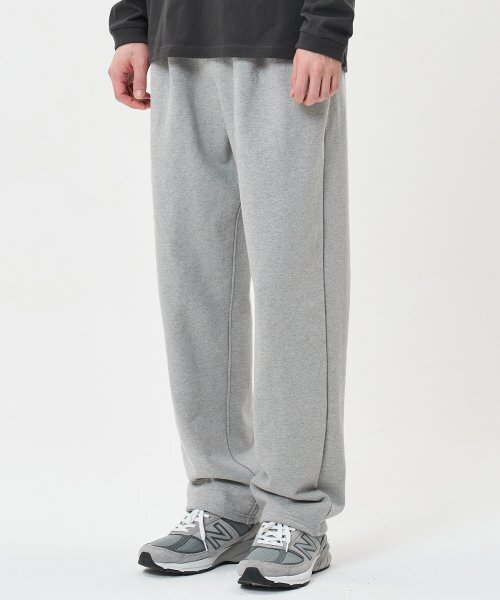 XERO（ゼロ）の「[デイリーサービス] ストレートスウェットパンツ（スウェットパンツ・メンズ・その他・LARGE/MEDIUM/SMALL/X-LARGE）」の2枚目の写真