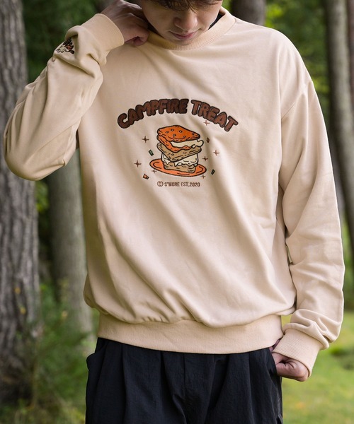 S'more（スモア）の「Campfire Treat Embroidery Sweat キャンプファイヤートリート刺繍スウェット（スウェット・レディース・ネイビー/ベージュ/ライトグレー・SMALL/MEDIUM/X-LARGE/LARGE）」の4枚目の写真