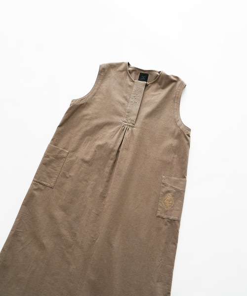 オオカミとフクロウ（オオカミとフクロウ）の「オオカミと読書灯の星たち“ワンピース”（ワンピース・レディース・ブラウン/ブラック・FREE）」の9枚目の写真