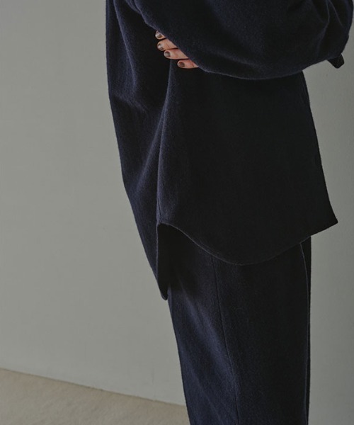 ETRE TOKYO(エトレトウキョウ)の「ウールツイルオーバーサイズシャツ(シャツ/ブラウス・レディース・ベージュ/ネイビー・FREE)」の6枚目の写真