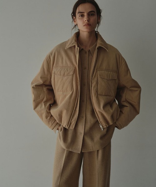 ETRE TOKYO(エトレトウキョウ)の「ウールツイルオーバーサイズシャツ(シャツ/ブラウス・レディース・ベージュ/ネイビー・FREE)」の18枚目の写真