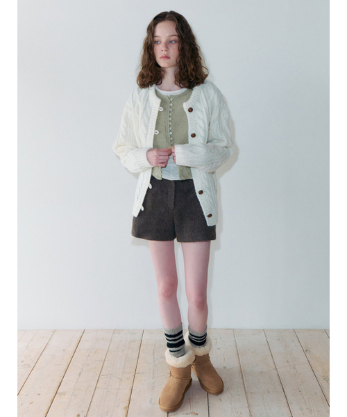 ETMON(エトモン)の「Cable Button Knit Cardigan, Cream(カーディガン/ボレロ・レディース・その他・F)」の3枚目の写真