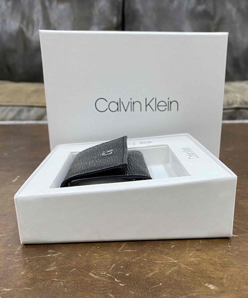 Calvin Klein（カルバン・クライン）の「Calvin Klein / カルバンクライン　ワンポイント レザーキーケース（キーケース/キーアクセサリー・メンズ・ブラック・FREE）」の7枚目の写真