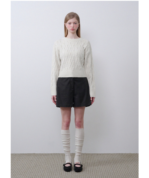 MICANE(ミケーネ)の「ジュニパーツイストウールニット(ニット/セーター・レディース・クリーム/チャコール・SMALL/MEDIUM/LARGE/X-LARGE)」の8枚目の写真