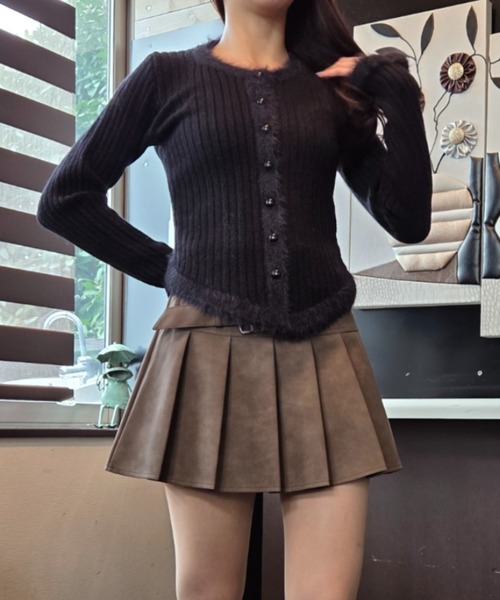 tolene(トレネ)の「フェイクファー使い リブニットトップス(カーディガン/ボレロ・レディース・ブラウン/ホワイト/ブラック・FREE)」の20枚目の写真