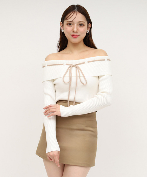 ROYAL PARTY(ロイヤルパーティー)の「配色オフショルニットトップス(ニット/セーター・レディース・ブラック/オフホワイト/ベージュ・FREE)」の11枚目の写真