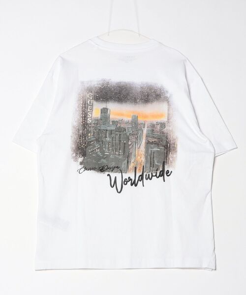 Guess(ゲス)の「Short Sleeves City Print Tee Tシャツ (Tシャツ/カットソー・メンズ・ホワイト/ブラック・SMALL/LARGE/X-LARGE/MEDIUM)」の13枚目の写真