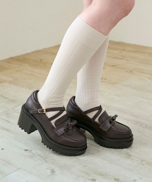 MAJESTIC LEGON（マジェスティックレゴン）の「取り外しリボンクロスローファー（ローファー・キッズ・ブラウン/ブラック・X-LARGE/LARGE/MEDIUM/SMALL）」の12枚目の写真