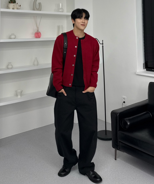 HYOJI(ヒョージ)の「FW ウォッシャブルエッセンシャルラウンドクロップニットカーディガン (7カラー)(カーディガン/ボレロ・レディース・チャコール/ネイビー/ブラウン/レッド/ブラック/クリーム/ダークグリーン・M/L/XL/XXL/S)」の16枚目の写真