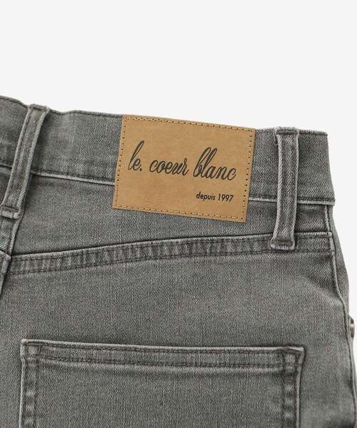 le.coeur blanc（ルクールブラン）の「ストレッチフレアデニムパンツ（デニムパンツ・レディース・グレー/ブルー・38/36）」の14枚目の写真
