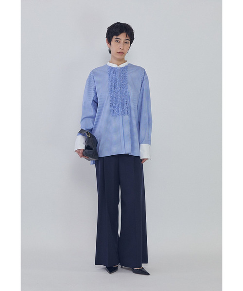 1er Arrondissement(プルミエアロンディスモン)の「フリルブザムシャツ(シャツ/ブラウス・レディース・オフホワイト/ストライプ・38/36)」の6枚目の写真