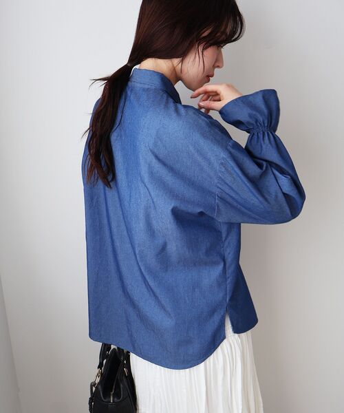 le.coeur blanc（ルクールブラン）の「デニムボウタイブラウス（シャツ/ブラウス・レディース・ブルー/サックスブルー・38）」の21枚目の写真