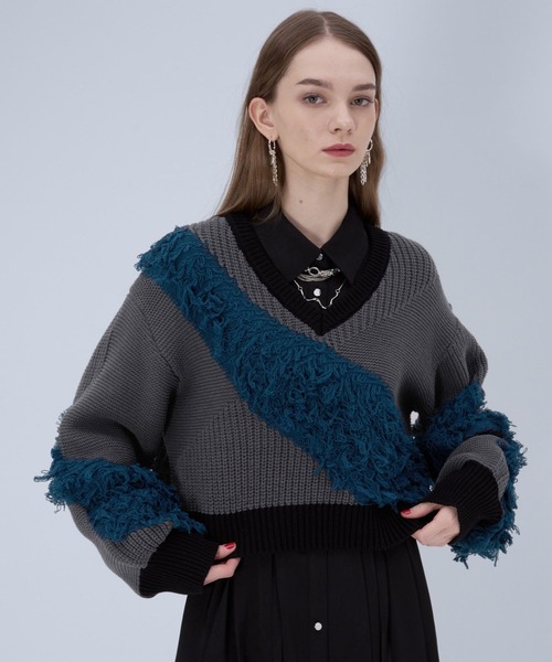 HARE（ハレ）の「パッチワークVネックニットプルオーバー(HARE)（ニット/セーター・レディース・ブルー/イエロー・FREE）」の2枚目の写真