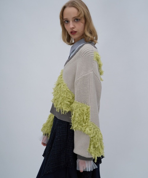 HARE（ハレ）の「パッチワークVネックニットプルオーバー(HARE)（ニット/セーター・レディース・ブルー/イエロー・FREE）」の8枚目の写真