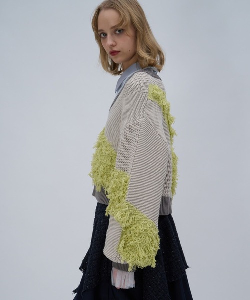 HARE（ハレ）の「パッチワークVネックニットプルオーバー(HARE)（ニット/セーター・レディース・ブルー/イエロー・FREE）」の9枚目の写真