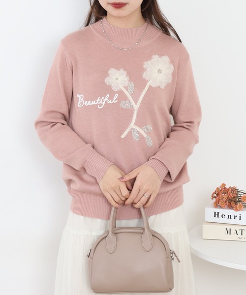 Chiaro(キアロ)の「Chiaro コード刺繍フラワーニット(ニット/セーター・レディース・クリーム/ベビーピンク/ネイビー・40)」の3枚目の写真