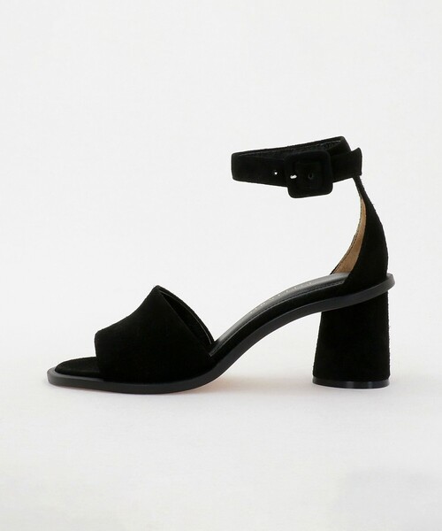 Pippichic(ピッピシック)の「<PIPPICHIC>MONA サンダル(サンダル・レディース・ブラック・36/37/38/37h/35h/36h)」の1枚目の写真