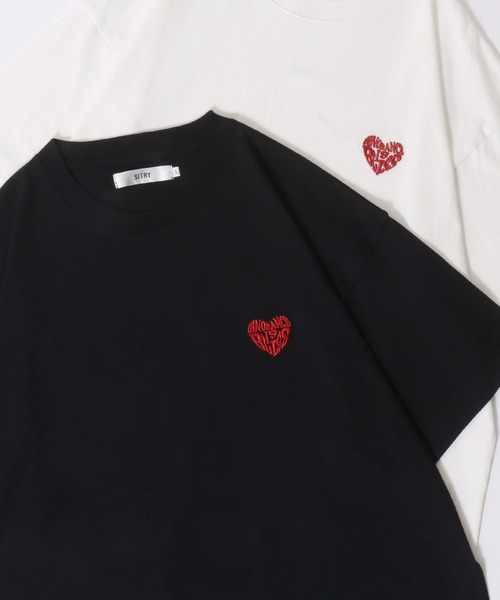 SITRY(シトリー)の「SITRY Heart Embroidery T-Shirt/別注 オーバーサイズ ハートロゴ ワンポイントラメ刺繍 半袖Tシャツ レディース メンズ(Tシャツ/カットソー・レディース・ホワイト/ブラック/ブラック系その他4/ブラック系その他5/ブラック系その他2/ブラック系その他3/ホワイト系その他4/ホワイト系その他5/ホワイト系その他2/ホワイト系その他3/ホワイト系その他/ブラック系その他・M/L/XL)」の9枚目の写真