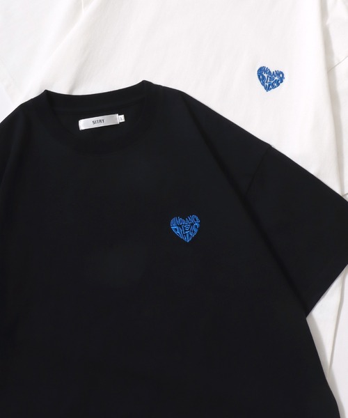 SITRY(シトリー)の「SITRY Heart Embroidery T-Shirt/別注 オーバーサイズ ハートロゴ ワンポイントラメ刺繍 半袖Tシャツ レディース メンズ(Tシャツ/カットソー・レディース・ホワイト/ブラック/ブラック系その他4/ブラック系その他5/ブラック系その他2/ブラック系その他3/ホワイト系その他4/ホワイト系その他5/ホワイト系その他2/ホワイト系その他3/ホワイト系その他/ブラック系その他・M/L/XL)」の10枚目の写真