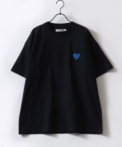 SITRY(シトリー)の「SITRY Heart Embroidery T-Shirt/別注 オーバーサイズ ハートロゴ ワンポイントラメ刺繍 半袖Tシャツ レディース メンズ(Tシャツ/カットソー・レディース・ホワイト/ブラック/ブラック系その他4/ブラック系その他5/ブラック系その他2/ブラック系その他3/ホワイト系その他4/ホワイト系その他5/ホワイト系その他2/ホワイト系その他3/ホワイト系その他/ブラック系その他・M/L/XL)」の18枚目の写真