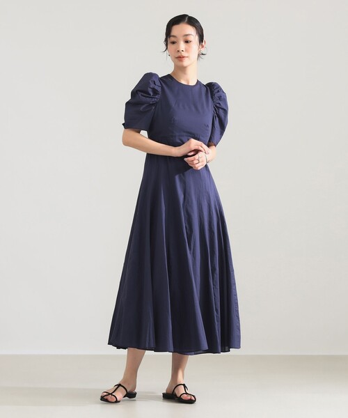 MARIHA（マリハ）の「【別注】MARIHA / 花のセレナーデのワンピース（ワンピース・レディース・ブラウン系その他2/インディゴブルー・38S/36S）」の2枚目の写真