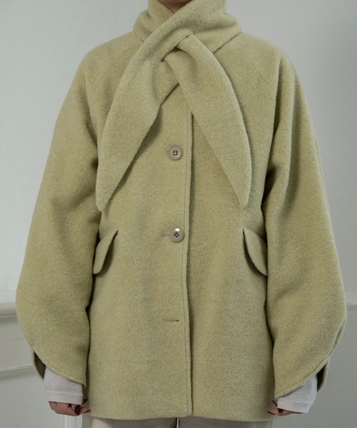 lawgy（ラウジー）の「muffler set sleeve cut coat / マフラーセットスリーブカットコート（ノーカラーコート・レディース・グレー/グリーン系その他/ホワイト・FREE）」の8枚目の写真