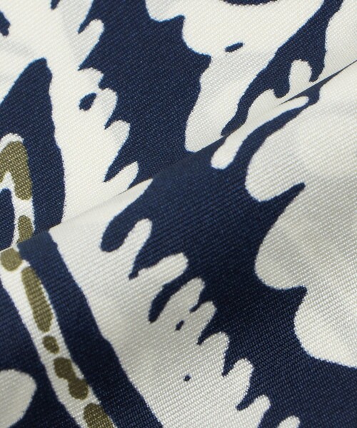 green label relaxing（グリーンレーベルリラクシング）の「＜Bleck＞リーブス スカーフ（ストール/ショール・メンズ・ネイビー・FREE）」の4枚目の写真