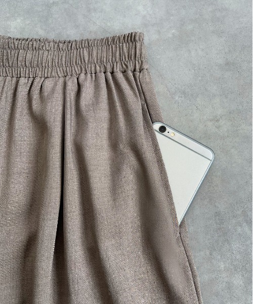 ad thie（アドティエ）の「フロントタック イージーワイドパンツ（スラックス・レディース・ダークブラウン/ブラック/グレー系・FREE）」の14枚目の写真