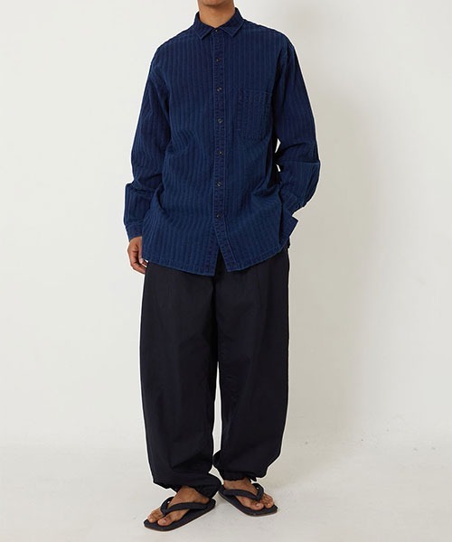 BLUE BLUE JAPAN（ブルーブルージャパン）の「ブークレストライプ ロングスリーブシャツ（シャツ/ブラウス・メンズ・インディゴブルー・S/M/L/XL）」の8枚目の写真