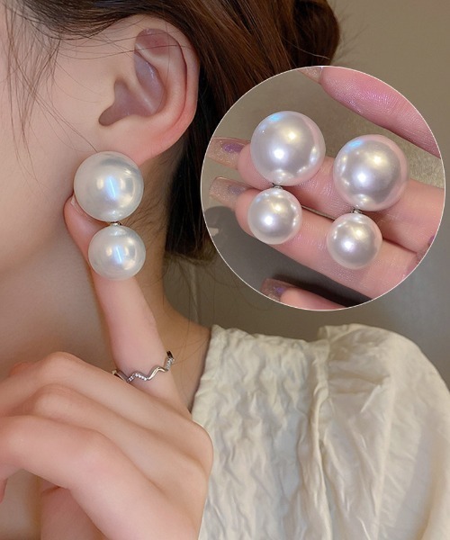 shoppinggo(ショッピングゴー)の「ピアス 2連 パール モチーフピアス フックピアス 大ぶり 揺れる アクセサリー プレゼント 上品(ピアス(両耳用)・レディース・ホワイト・FREE)」の2枚目の写真