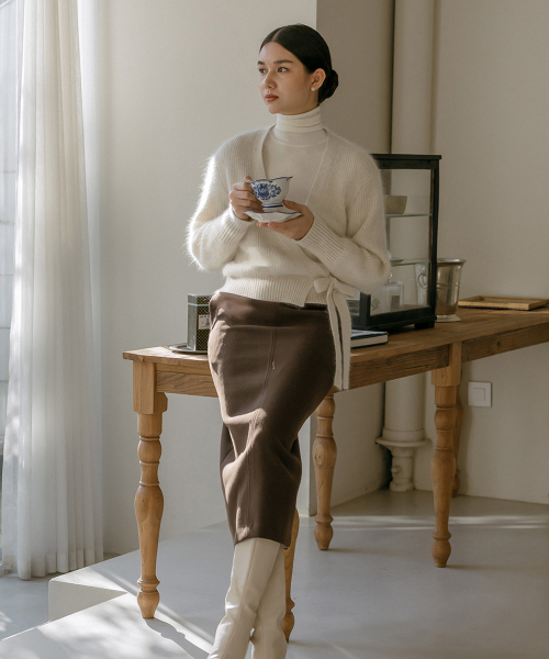 MAYVERU（メイバーユー）の「Lenna wool turtleneck t-shirt _ Ivory（Tシャツ/カットソー・レディース・その他・FREE）」の9枚目の写真