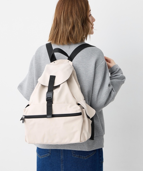 Petit Honfleur(プチオンフルール)の「【anello】巾着リュック【撥水】(トートバッグ・レディース・アイボリー/ブラック・フリー)」の17枚目の写真