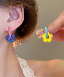 《Bz》アクリルフラワーマルチカラーペアピアス/両耳用/レディース(SK)