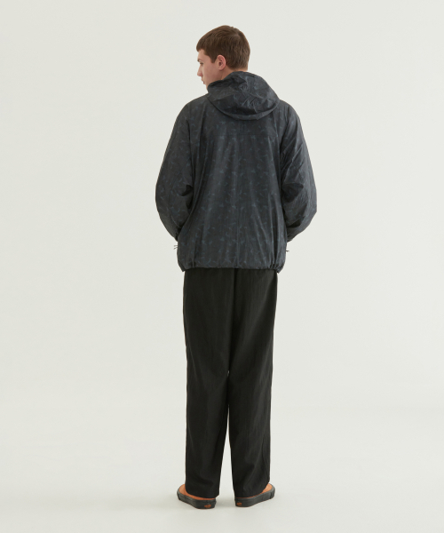 COVERNAT(カバーナット)の「セミワイドフルイドイージーパンツチャコール(スラックス・レディース・その他・SMALL/MEDIUM/LARGE/X-LARGE)」の5枚目の写真