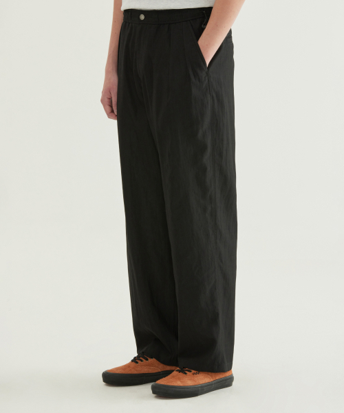 COVERNAT(カバーナット)の「セミワイドフルイドイージーパンツチャコール(スラックス・レディース・その他・SMALL/MEDIUM/LARGE/X-LARGE)」の3枚目の写真