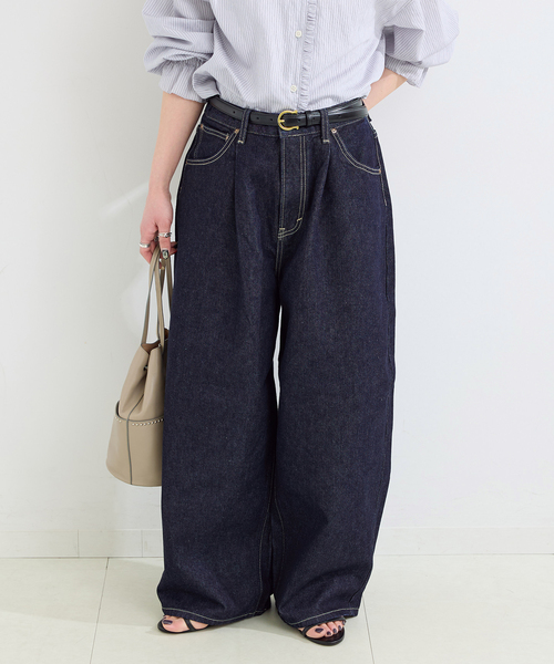 Lee(リー)の「【WEB+一部店舗限定】LEE / リー TUCK RIDERS PANTS(デニムパンツ・レディース・ホワイト/ネイビー・SMALL/MEDIUM)」の1枚目の写真